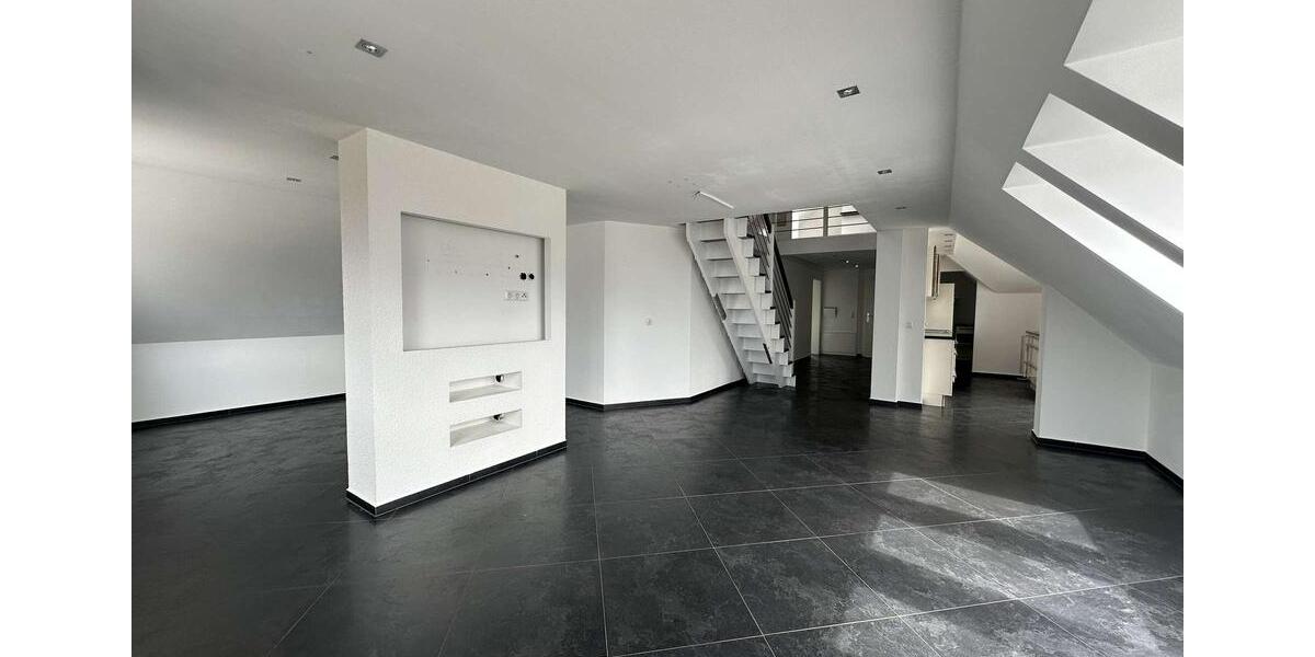 Maisonettenwohnung Friedberg - 4 Zimmer, 115 m&sup2;, 1.650&euro; | Angebot:26634327