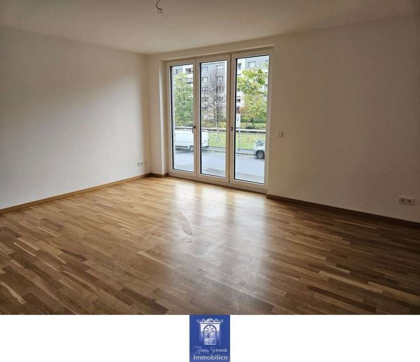 Wohnung zum Mieten in Dresden 1.020 € 76.82 m² 2 zimmer