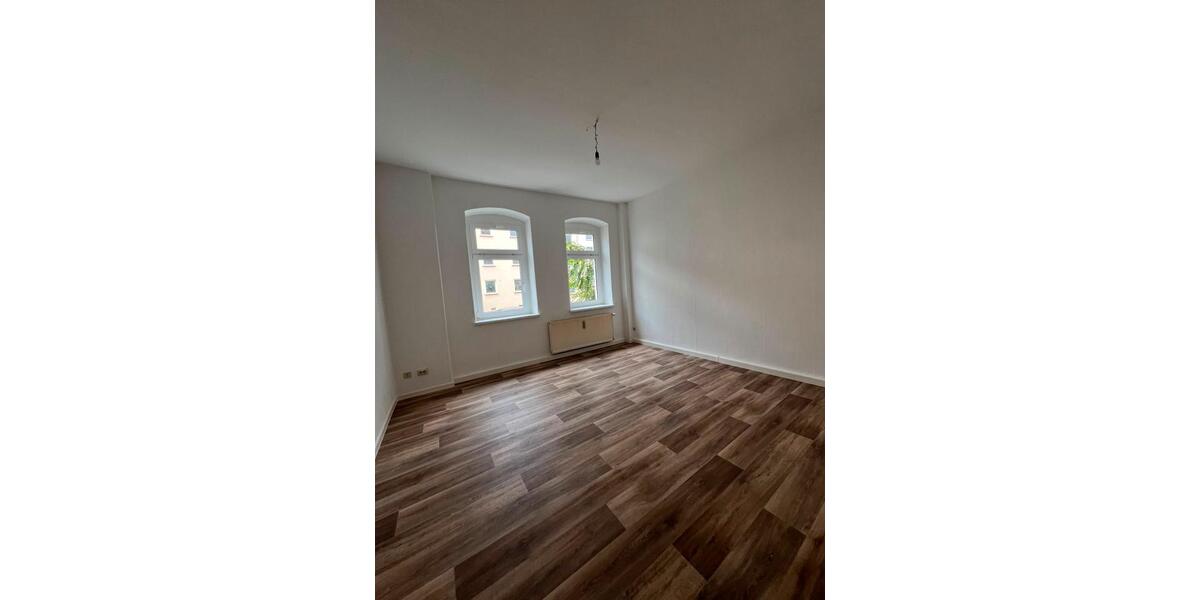 Erdgeschoßwohnung Zeitz - 2 Zimmer, 47 m&sup2;, 329&euro; | Angebot:25782196