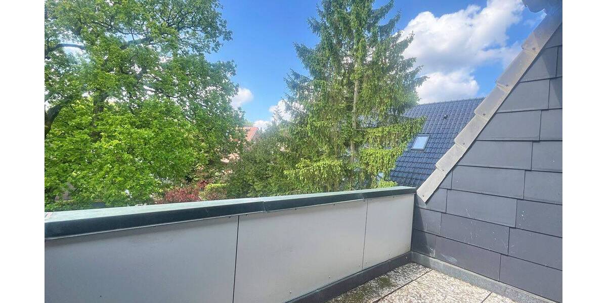 Etagenwohnung Hamburg Rahlstedt - 4 Zimmer, 106 m&sup2;, 1.400&euro; | Angebot:26733432