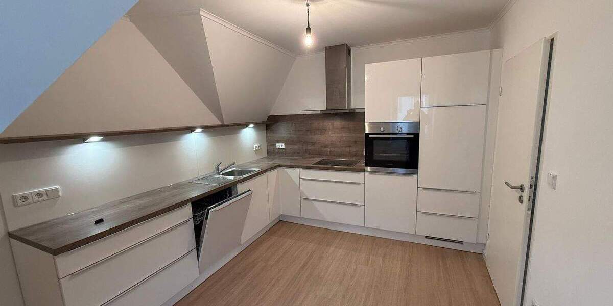 Etagenwohnung Paderborn Kernstadt - 3 Zimmer, 93 m&sup2;, 800&euro; | Angebot:24757821