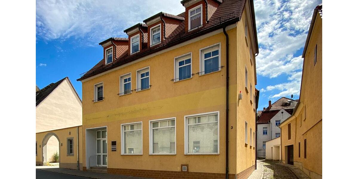 Großzügige Gewerbefläche unweit des historischen Freyburger Marktplatzes! zimmer