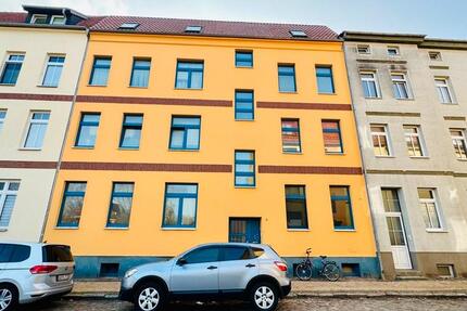 Wohnung Güstrow - 2 Zimmer, 45 m&sup2;, 400&euro; | Angebot:26676792