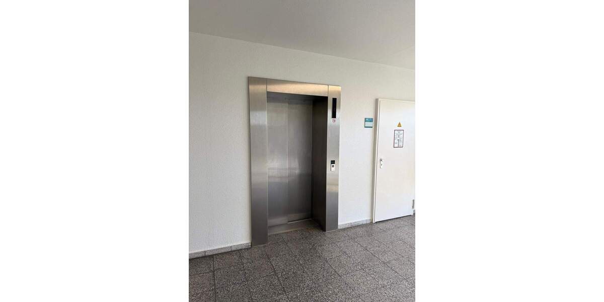 Gewerbeobjekt Berlin Marzahn - 1 Zimmer, 67 m&sup2;, 864&euro; | Angebot:26162830