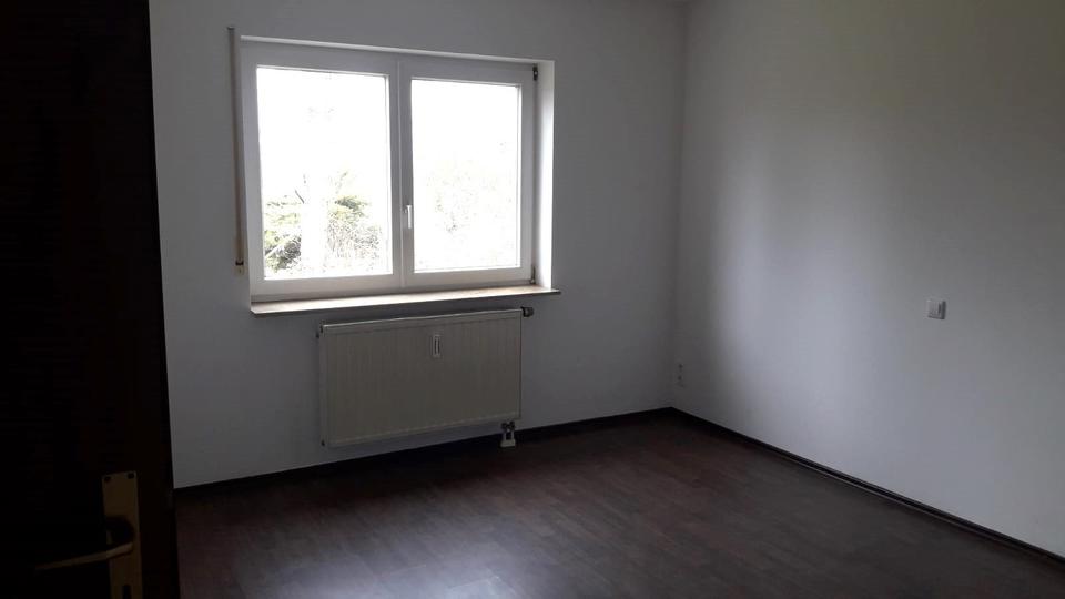 Erdgeschoßwohnung Niedernhall - 3 Zimmer, 90 m&sup2;, 790&euro; | Angebot:24616497