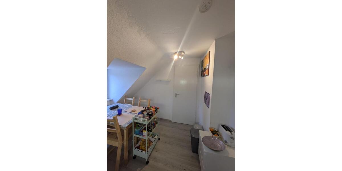 Etagenwohnung Kassel Fasanenhof - 1 Zimmer, 16 m&sup2;, 390&euro; | Angebot:26679029