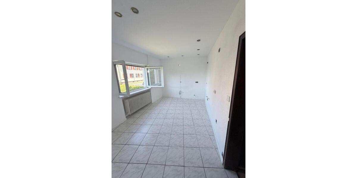 Etagenwohnung Altenstadt - 6 Zimmer, 150 m&sup2;, 1.500&euro; | Angebot:26648495