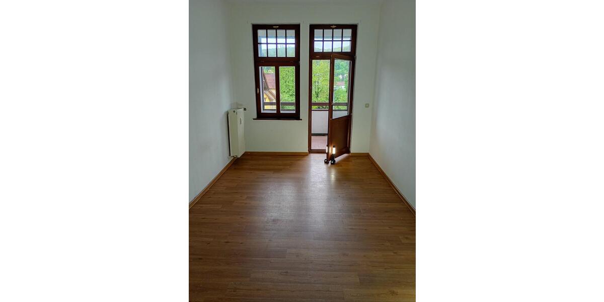 Etagenwohnung Meiningen - 3 Zimmer, 105 m&sup2;, 695&euro; | Angebot:26663868