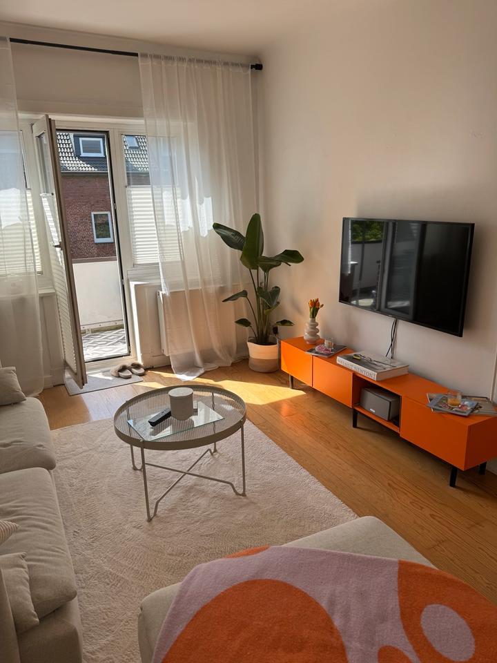 Untermiete für schöne 2-Zimmer-Wohnung in Winterhude Jan - Mrz 26