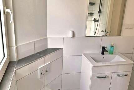 Wohnung zum Mieten in Leverkusen 760 € 65 m² 3 zimmer