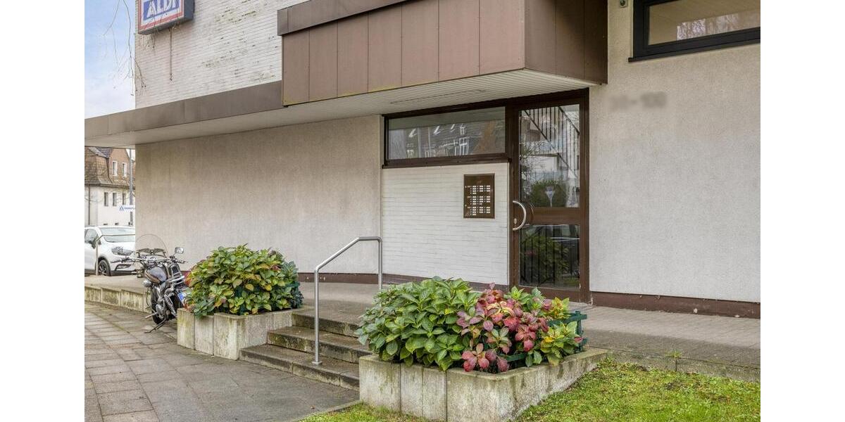 Etagenwohnung Essen Stadtbezirk VIII - 1 Zimmer, 36 m&sup2;, 360&euro; | Angebot:26633934