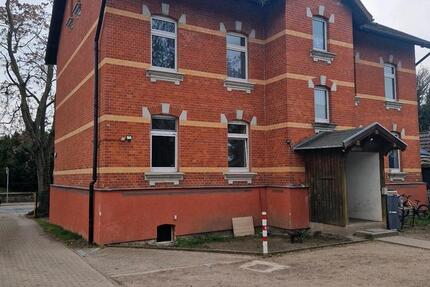 Wohnung Bad Lauchstädt - 4 Zimmer, 85 m&sup2;, 850&euro; | Angebot:26549774