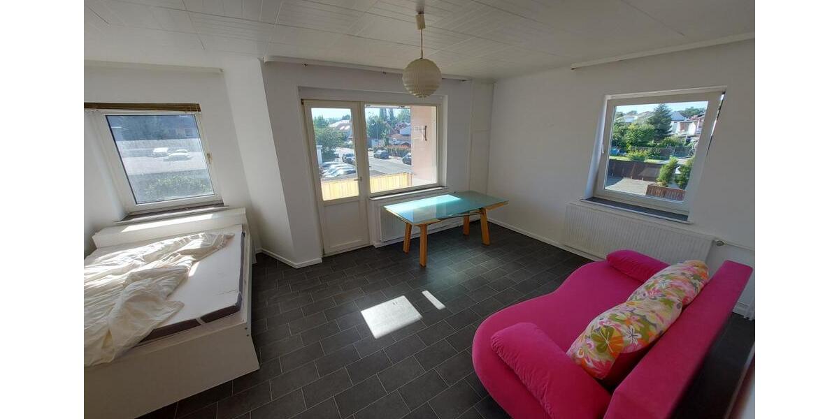 Etagenwohnung Springe - 1 Zimmer, 10 m&sup2;, 320&euro; | Angebot:24745198