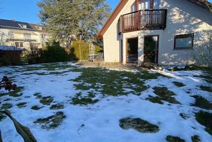 Vollmöbliertes Einfamilienhaus mit Garten, 3er WG tauglich 4 zimmer