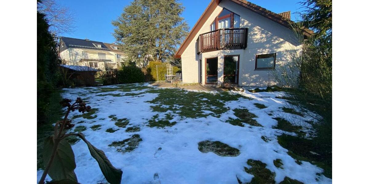 Vollmöbliertes Einfamilienhaus mit Garten, 3er WG tauglich 4 zimmer