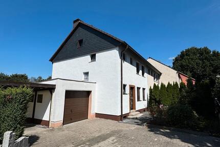Erstbezug nach Sanierung - EFH in Neheim | Wärmepumpe | Garage