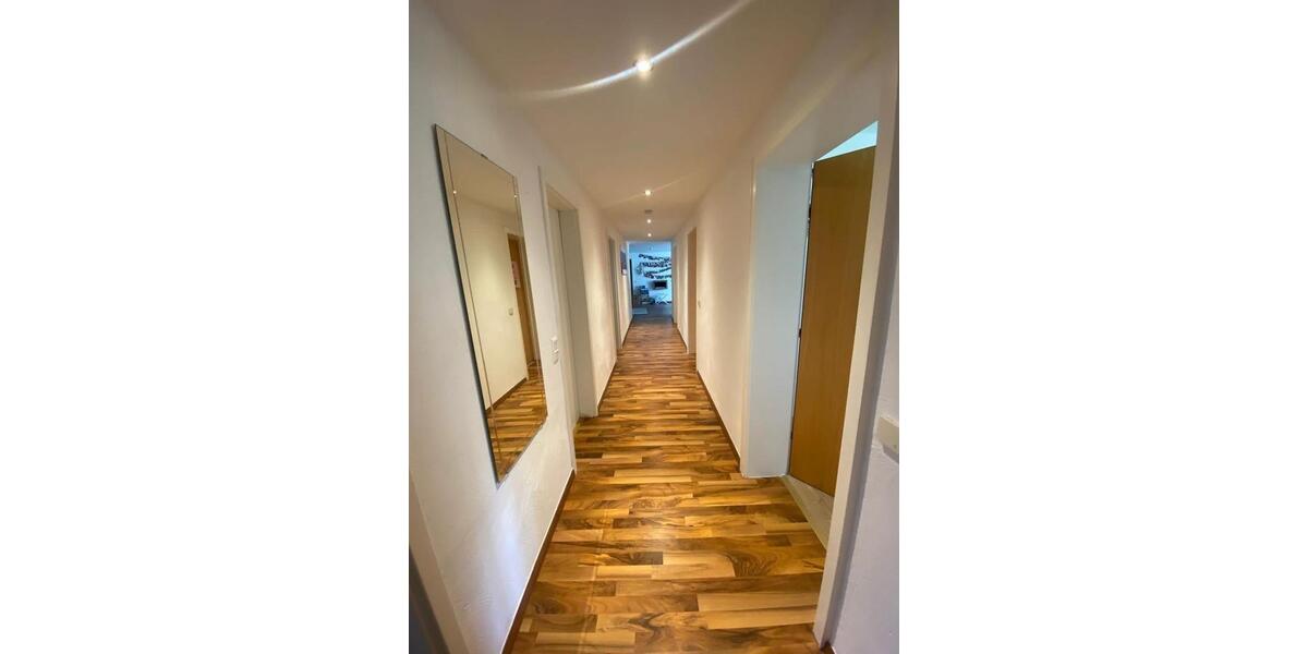 Wohnen auf Zeit Homburg - 12 Zimmer, 135 m&sup2;, 480&euro; | Angebot:24677359