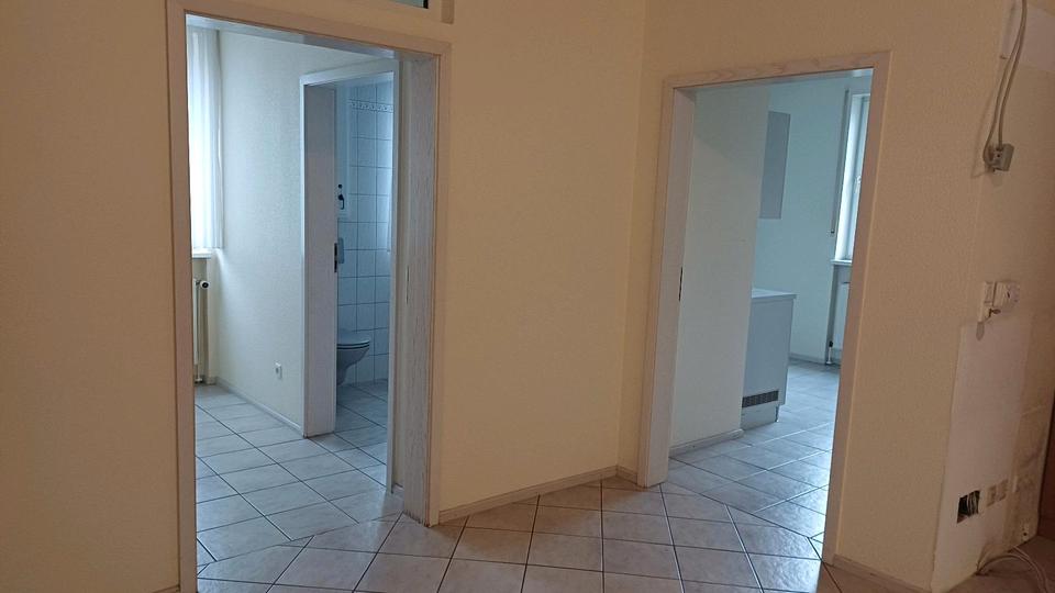 Gewerbeobjekt Steinwenden - 1.600&euro; | Angebot:24733743