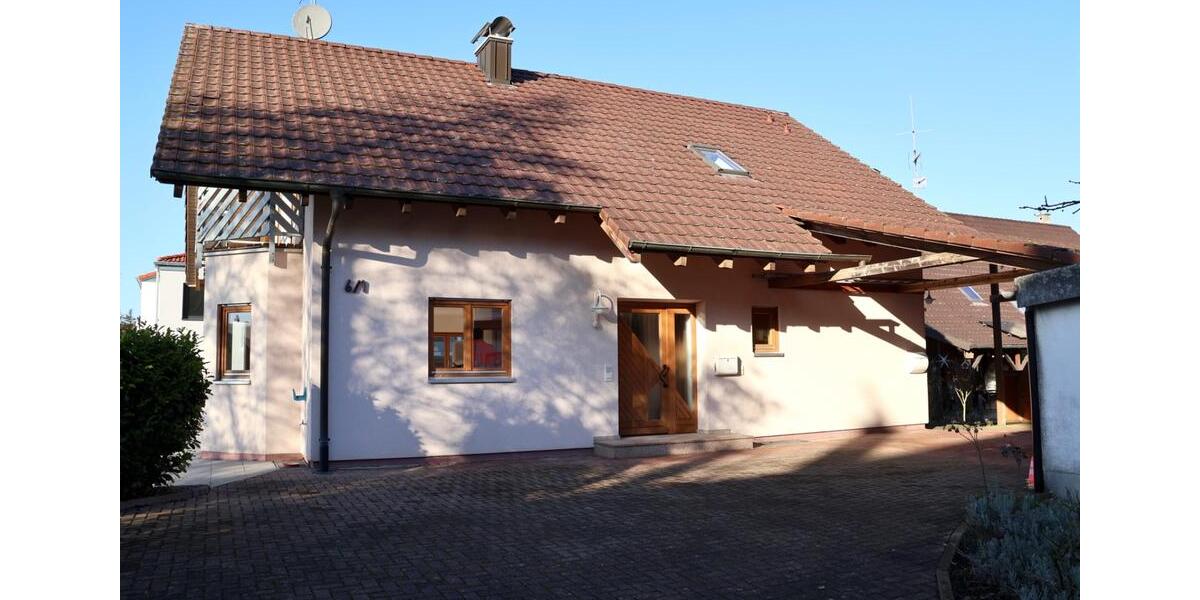 Gepflegtes Einfamilienhaus zur Miete 5 zimmer