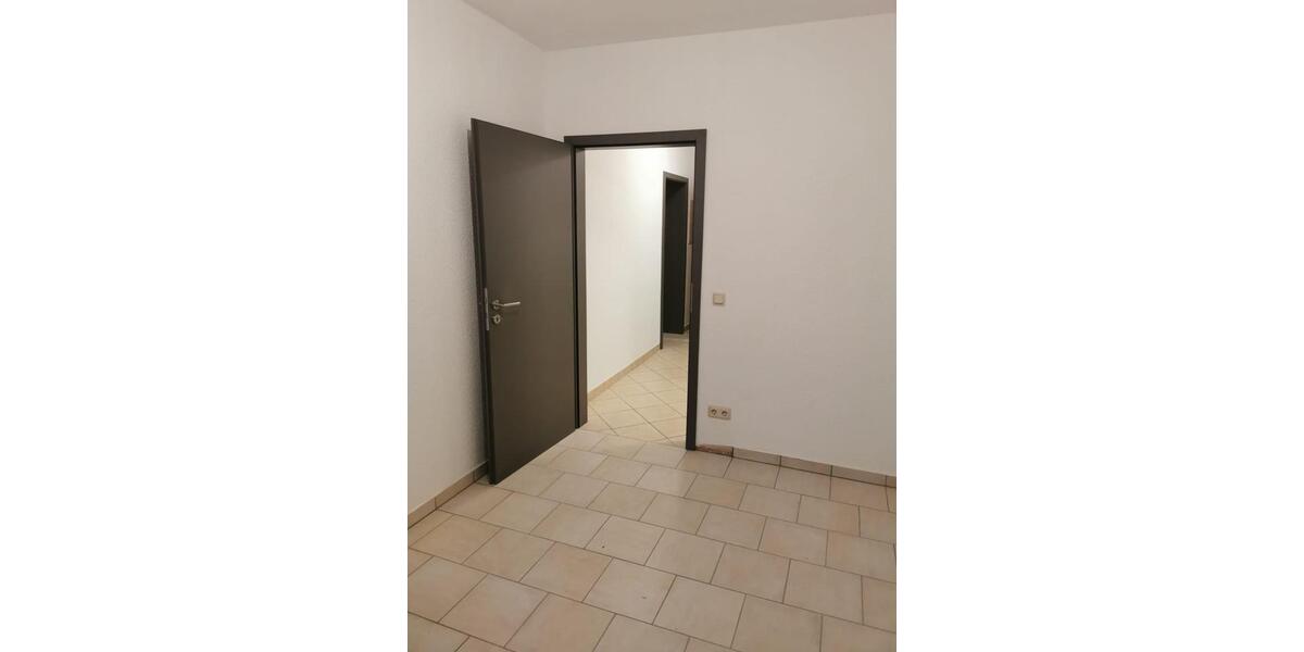 Etagenwohnung Zweibrücken - 4 Zimmer, 80 m&sup2;, 700&euro; | Angebot:24692113