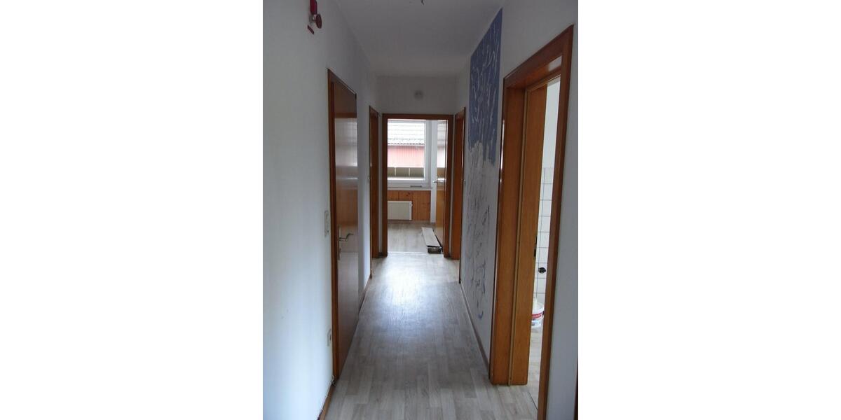 Etagenwohnung Holzminden - 3 Zimmer, 63 m&sup2;, 420&euro; | Angebot:26704857