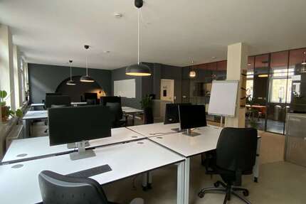 Büro in Stuttgart 2.100 € 60 m² zimmer