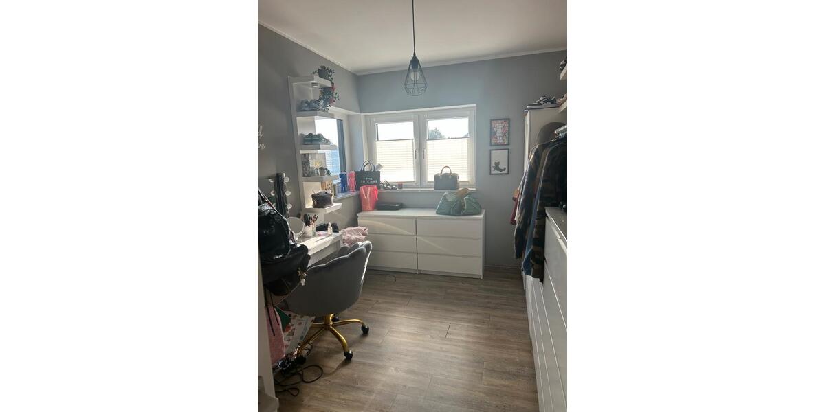 Einfamilienhaus Grafschaft - 4.5 Zimmer, 119 m&sup2;, 1.400&euro; | Angebot:26238175