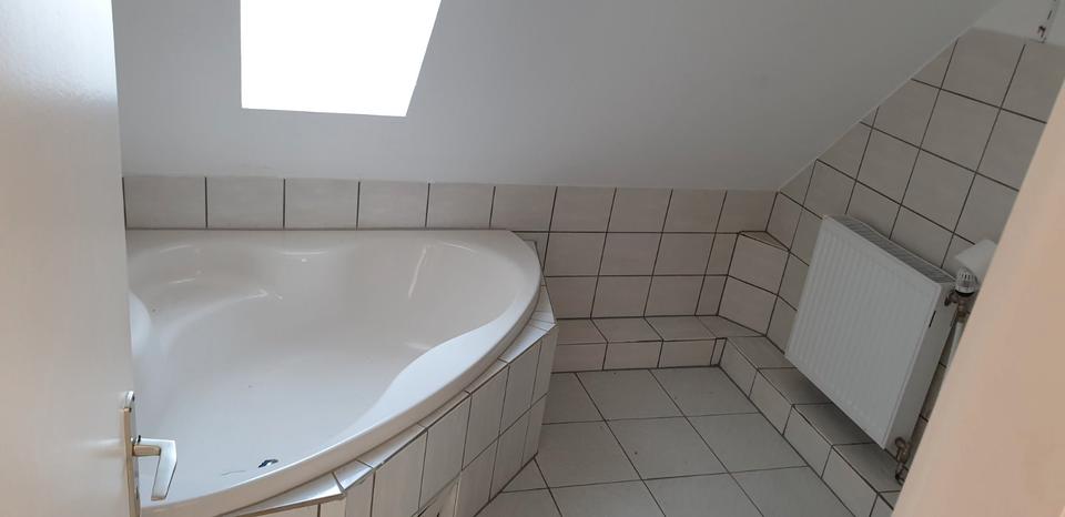 Etagenwohnung Hessisch Oldendorf - 1 Zimmer, 10 m&sup2;, 320&euro; | Angebot:26480682