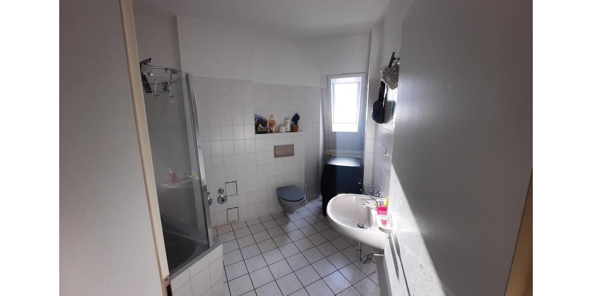 2-Zimmer- Dachgeschosswohnung 2 zimmer