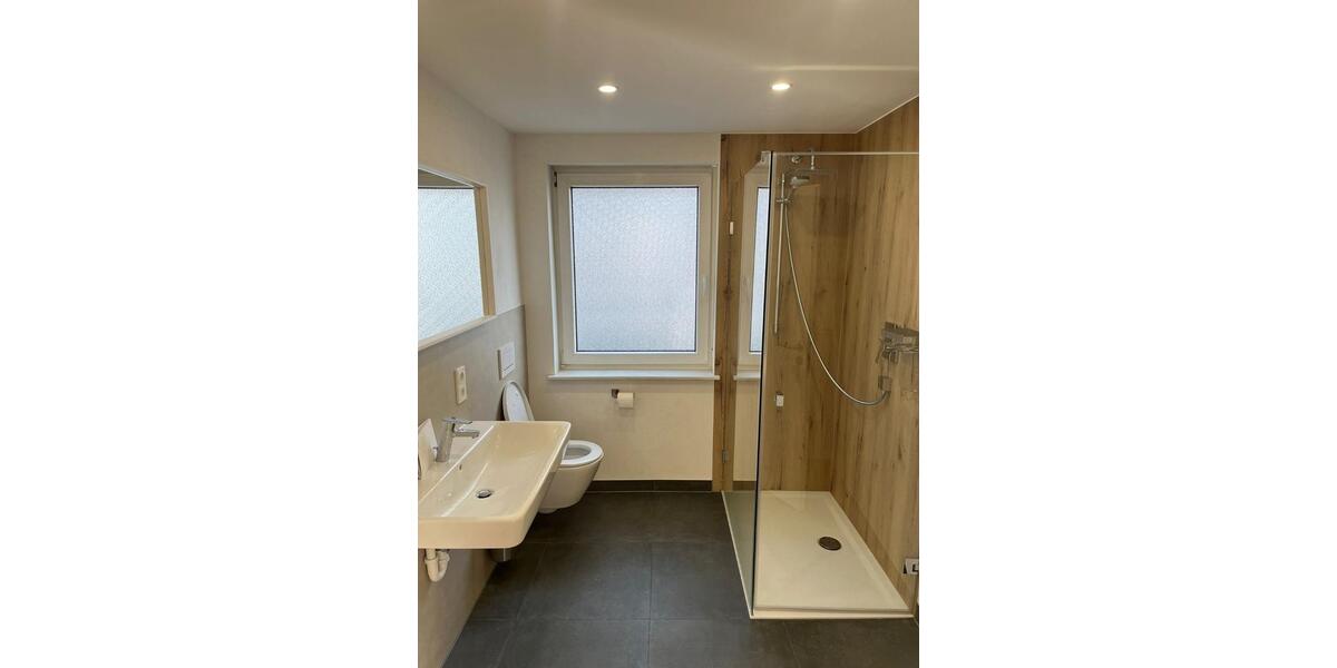 Etagenwohnung Burghaun - 3 Zimmer, 82 m&sup2;, 920&euro; | Angebot:26577798