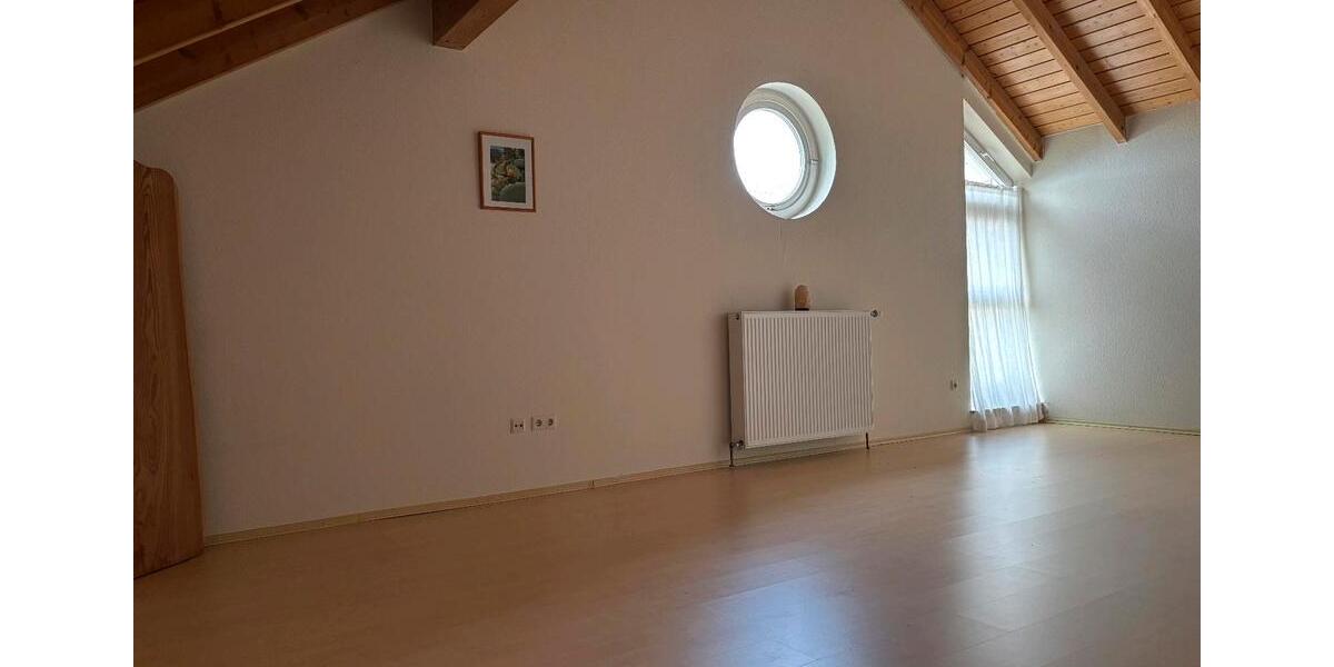 Schöner Seminarraum 28 m² für Yoga, Heilarbeit, Singkreise, usw. 1 zimmer