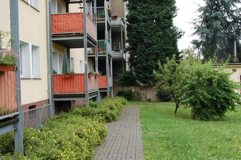 Wohnung zum Mieten in Duisburg 405 € 51.4 m² 2 zimmer