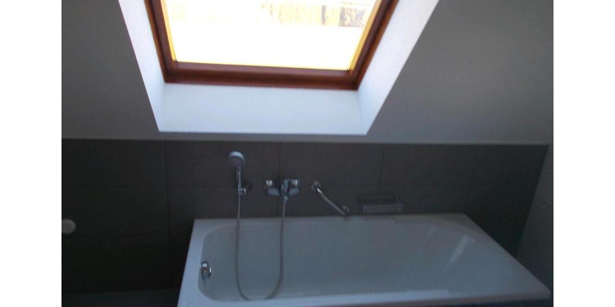 Dachgeschoßwohnung Bad Wurzach - 3 Zimmer, 75 m&sup2;, 700&euro; | Angebot:25852564