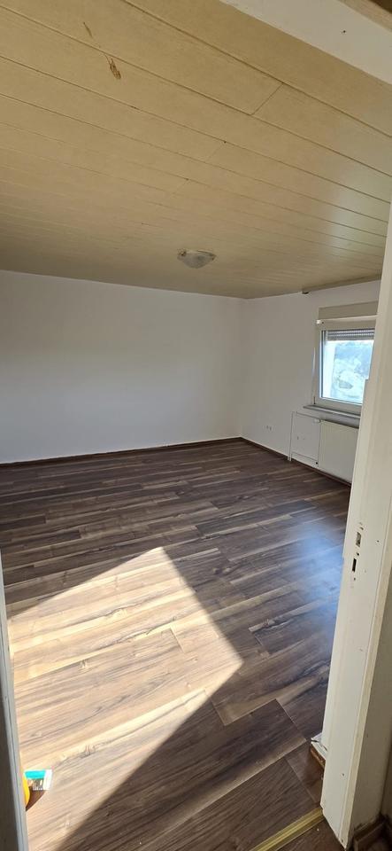 2 Zimmer Küche Bad + Keller und Garten