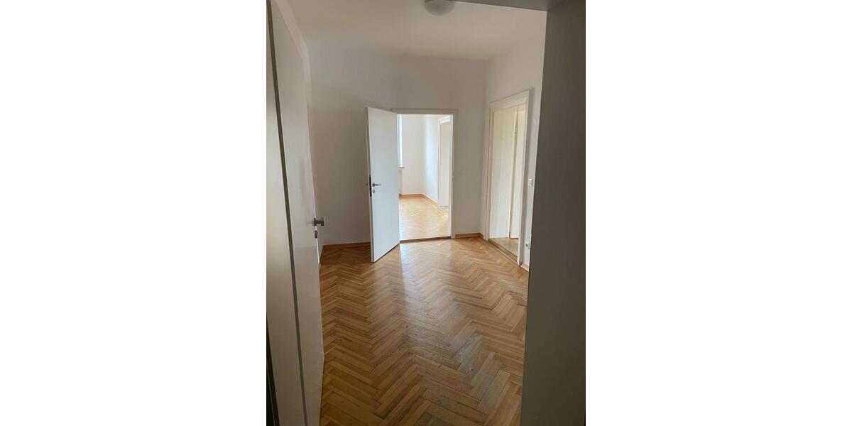 Etagenwohnung Bad Kötzting - 5 Zimmer, 143 m&sup2;, 887&euro; | Angebot:26067078