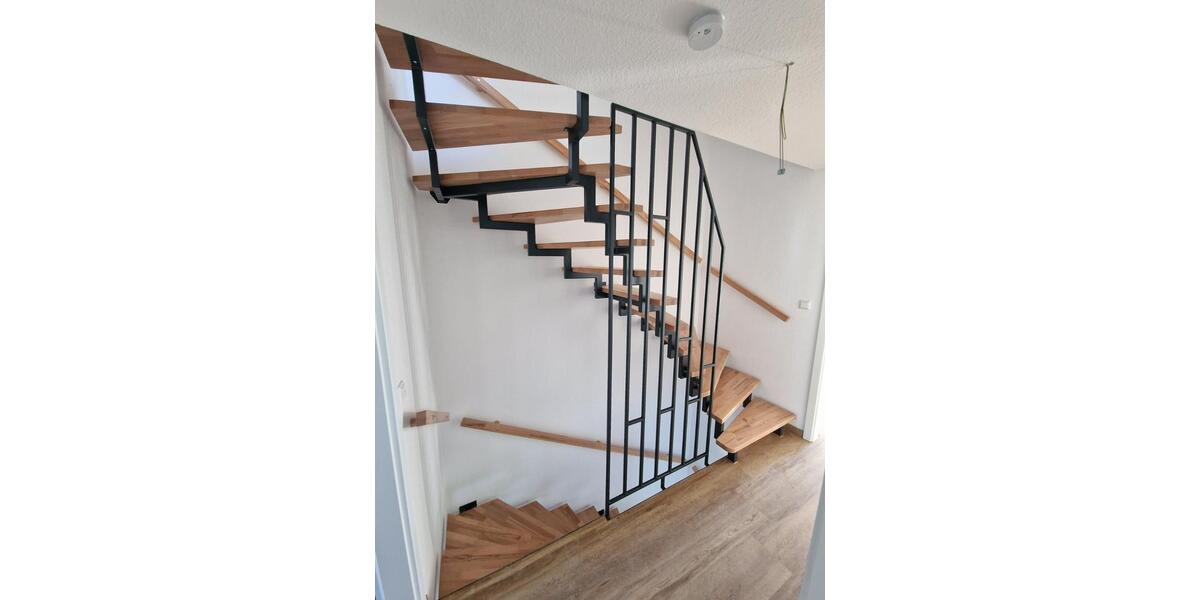 Reihenhaus Oberndorf am Neckar - 4 Zimmer, 132 m&sup2;, 1.350&euro; | Angebot:23555092