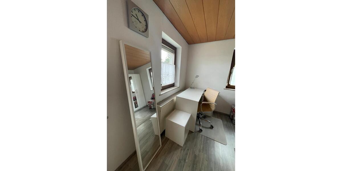 Wohnen auf Zeit Aalen Dewangen - 1 Zimmer, 12 m&sup2;, 350&euro; | Angebot:25873333