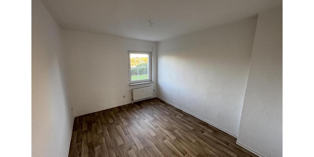 Erdgeschoßwohnung Nienburg (Saale) - 3 Zimmer, 63 m&sup2;, 470&euro; | Angebot:23422362