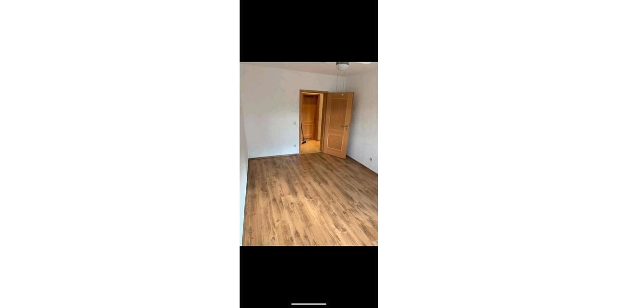 Wohnen auf Zeit Augsburg Innenstadt - 14 Zimmer, 92 m&sup2;, 498&euro; | Angebot:25934419