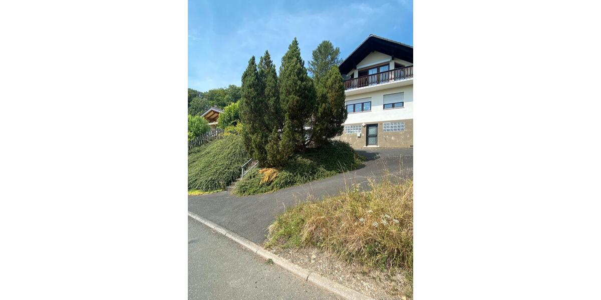 Erdgeschoßwohnung Biedenkopf - 3 Zimmer, 115 m&sup2;, 950&euro; | Angebot:26587174