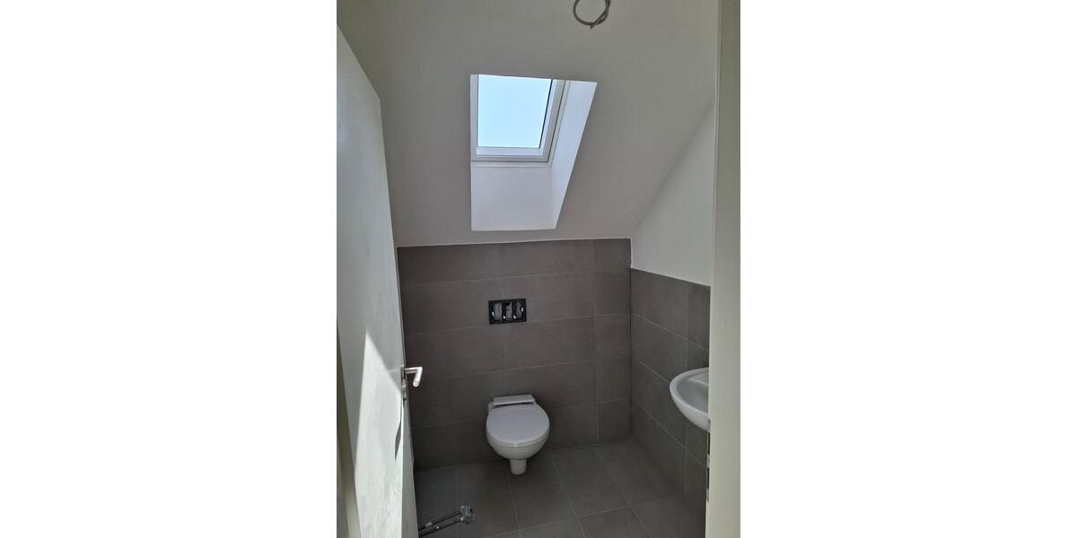 Dachgeschoßwohnung Klingenmünster - 3 Zimmer, 120 m&sup2;, 800&euro; | Angebot:25873823