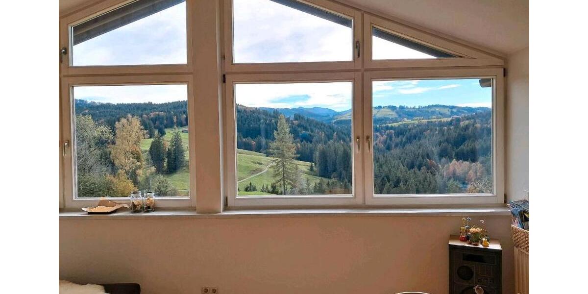 Etagenwohnung Stiefenhofen - 3 Zimmer, 100 m&sup2;, 1.000&euro; | Angebot:25992253