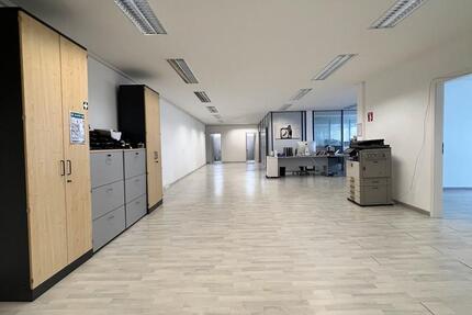 Gewerbeobjekt Ludwigsburg Pflugfelden - 1.500&euro; | Angebot:26624035