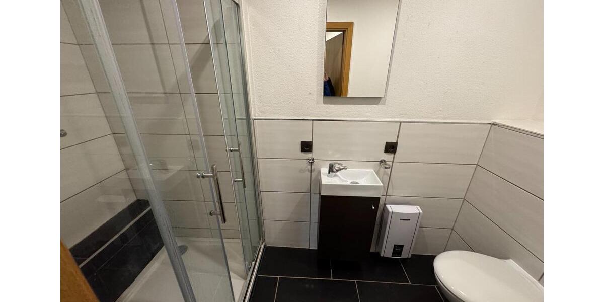 Großzügige, schön geschnittene 6-Zimmer-Wohnung 6 zimmer