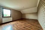 Dachgeschoßwohnung Hosenfeld - 3.5 Zimmer, 100 m&sup2;, 850&euro; | Angebot:26101308
