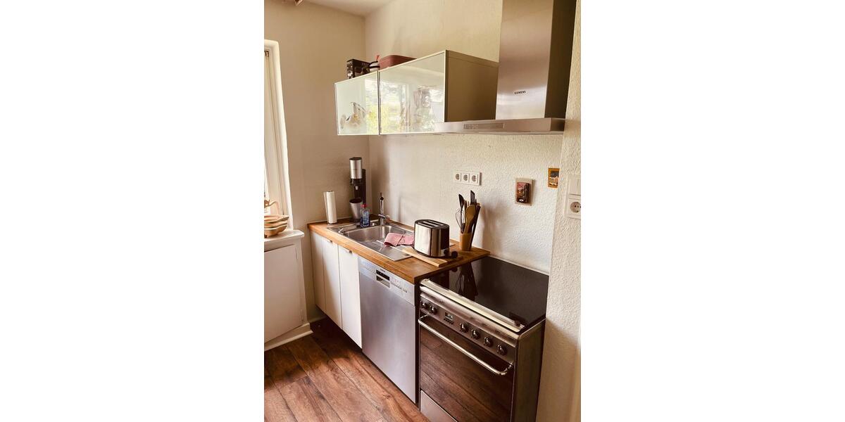 Wohnen auf Zeit Wuppertal Gemarkung Elberfeld - 1 Zimmer, 25 m&sup2;, 420&euro; | Angebot:25937120