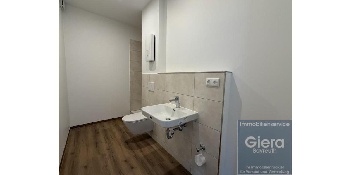 Etagenwohnung Bayreuth City - 1 Zimmer, 15 m&sup2;, 296&euro; | Angebot:26489977