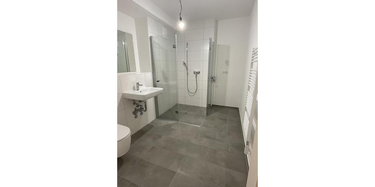 Etagenwohnung Essen Südviertel - 2 Zimmer, 65 m&sup2;, 809&euro; | Angebot:26249920