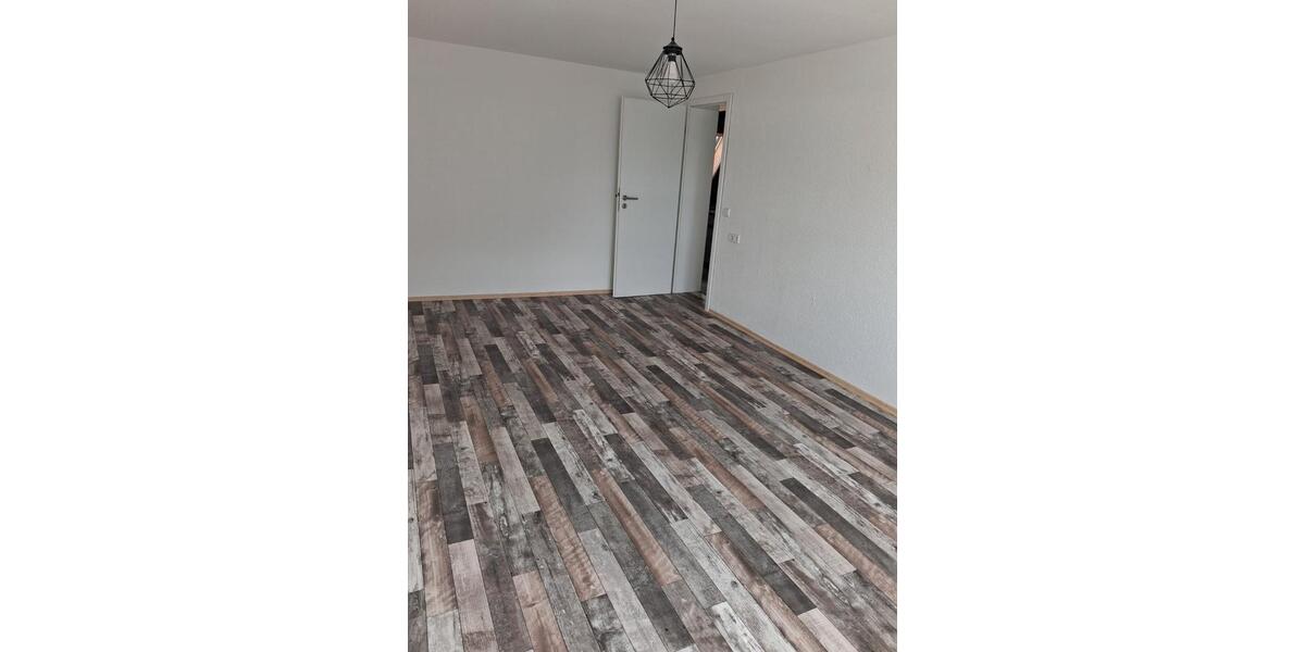 Etagenwohnung Meßstetten - 1.5 Zimmer, 30 m&sup2;, 475&euro; | Angebot:26049576