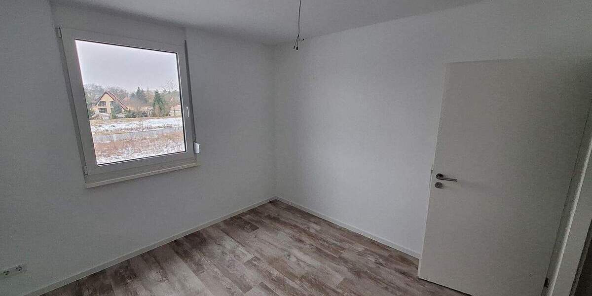 Etagenwohnung Pirna - 5 Zimmer, 120 m&sup2;, 1.700&euro; | Angebot:25737683